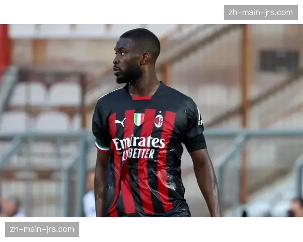 托莫里续约谈判进行中，帕夫洛维奇骨挫伤缺席比赛