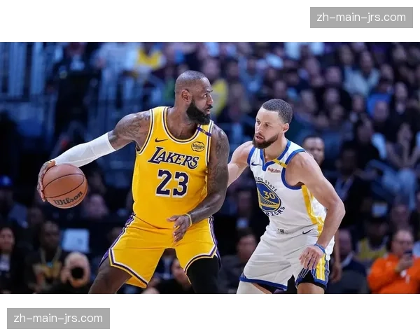 NBA球队估值持续上涨,媒体版权收入占比突破40% NBA球队估值持续上涨,媒体版权收入占比突破40%