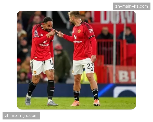 传闻：曼联与布莱顿就定位球专家教练的转会进行接触